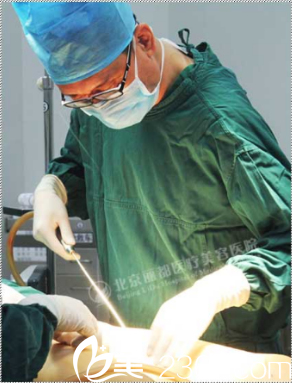 北京米蘭柏羽麗都醫(yī)療美容醫(yī)院石冰院長手術(shù) 北京米蘭柏羽麗都醫(yī)療美容醫(yī)院石冰院長手術(shù)