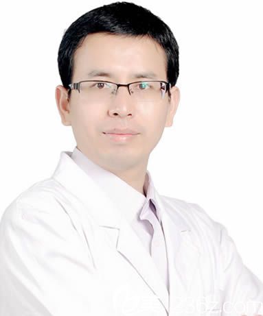 劉耀美院長 劉耀美院長