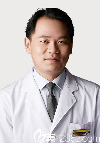 整形醫(yī)院李鵬 主治醫(yī)師