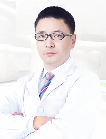 黃惠銘院長照片