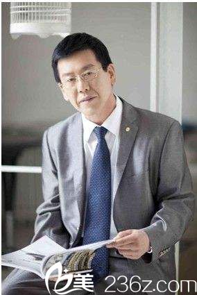 擅長面部微創(chuàng)整形的衡水天宏醫(yī)生樸哲洪 擅長面部微創(chuàng)整形的衡水天宏醫(yī)生樸哲洪