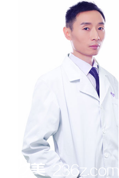 四川達(dá)州雙均整形美容醫(yī)院劉隆才醫(yī)生
