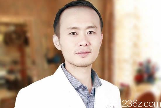 眼鼻整形醫(yī)生馮守運(yùn)院長