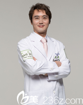 樸晟皖院長(zhǎng)