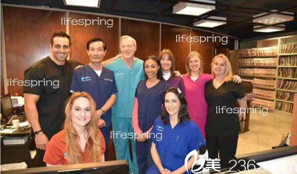 程磊博士的生命泉醫(yī)療美容 程磊博士的生命泉醫(yī)療美容