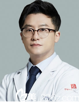 韓國秀美顏(TOP FACE)整容外科沈院長 韓國秀美顏(TOP FACE)整容外科沈院長