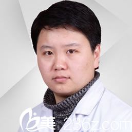 施嫣彥醫(yī)生簡(jiǎn)介