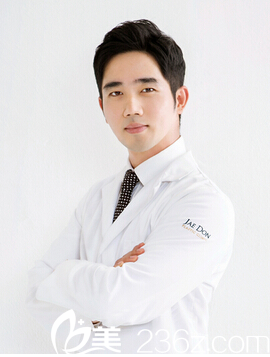 韓國(guó)在敦整形外科李院長(zhǎng)
