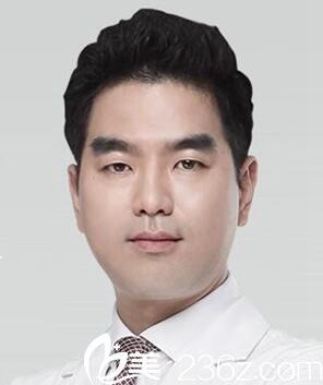 韓國(guó)iWell愛我整形外科醫(yī)院吳宰阭 韓國(guó)iWell愛我整形外科醫(yī)院吳宰阭