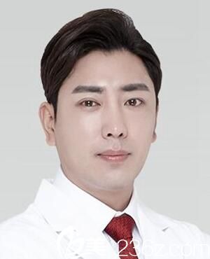 韓國(guó)iWell愛(ài)我整形外科醫(yī)院金淍湖 韓國(guó)iWell愛(ài)我整形外科醫(yī)院金淍湖