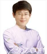 韓國奧拉克皮膚科整外科盧永佑