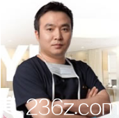 韓國MD胸部整形醫(yī)院柳院長