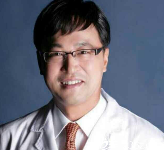 吳世元院長(zhǎng) 吳世元院長(zhǎng)