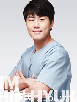 韓國(guó)麗妍K整形醫(yī)院金新赫 整形醫(yī)生