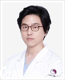 KOREA整形外科崔相錄院長