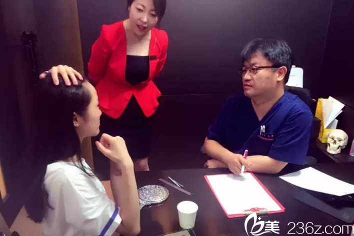 魯峰<!--<i data=20240703-sp></i>-->長(zhǎng)面診