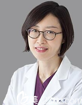 ELLIUM女性醫(yī)院辛院長(zhǎng) ELLIUM女性醫(yī)院辛院長(zhǎng)