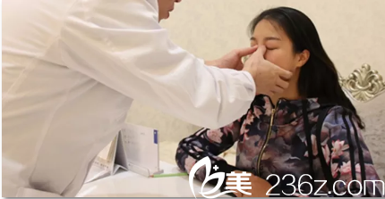 與柳州華美王文院長面診