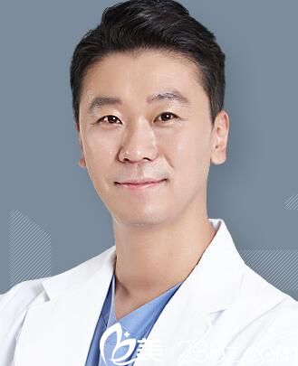 韓國(guó)美迪瑩整形外科徐范信 韓國(guó)美迪瑩整形外科徐范信