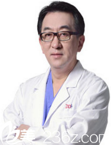 重慶新銅雀臺(tái)整形美容醫(yī)院李信奎