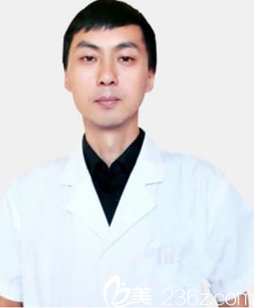 包頭汝森整形美容醫(yī)院楊子偉院長(zhǎng) 包頭汝森整形美容醫(yī)院楊子偉院長(zhǎng)