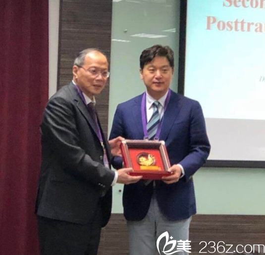 中國(guó)<span style=