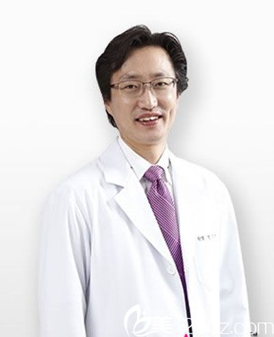 韓國必當(dāng)歸整形醫(yī)院整形醫(yī)生樸鎮(zhèn)赫 韓國必當(dāng)歸整形醫(yī)院整形醫(yī)生樸鎮(zhèn)赫