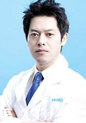 韓國狎鷗亭STORY整形外科醫(yī)院徐相勛院長 韓國狎鷗亭STORY整形外科醫(yī)院徐相勛院長