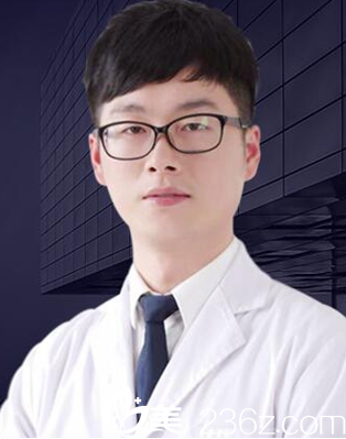 揭陽華美整形醫(yī)院張旭主任 揭陽華美整形醫(yī)院張旭主任