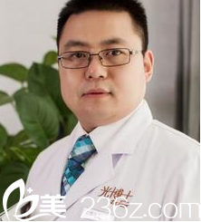 重慶光博士齊顯龍院長 重慶光博士齊顯龍院長