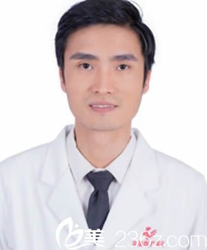 林劍超醫(yī)生照片 林劍超醫(yī)生照片