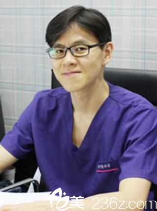 韓國麗穎整形外科李俊宇 韓國麗穎整形外科李俊宇