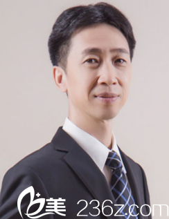 安徽維多利亞整形美容醫(yī)院美膚院長(zhǎng)彭衛(wèi)東 安徽維多利亞整形美容醫(yī)院美膚院長(zhǎng)彭衛(wèi)東