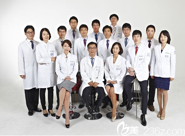 醫(yī)生團(tuán)隊(duì) 醫(yī)生團(tuán)隊(duì)