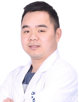 安徽銅陵晶美整形美容醫(yī)院業(yè)務院長石良兵照片 安徽銅陵晶美整形美容醫(yī)院業(yè)務院長石良兵照片