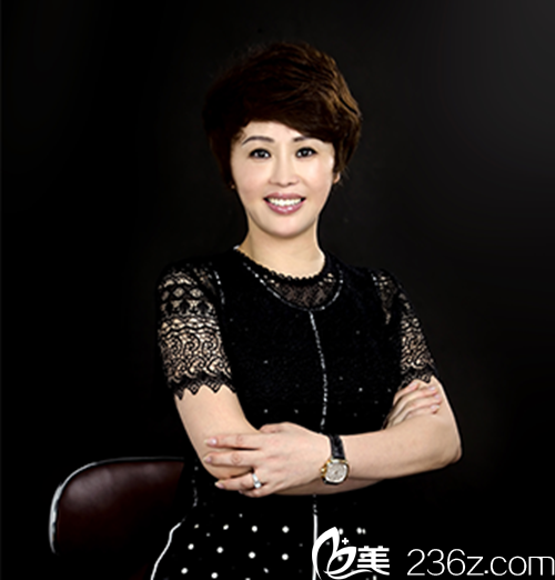 美容整形醫(yī)院院長殷小凡