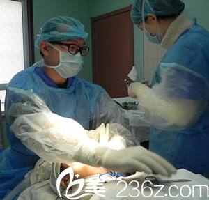 <!--<i data=20240703-sp></i>-->整形醫(yī)院易軍學(xué)