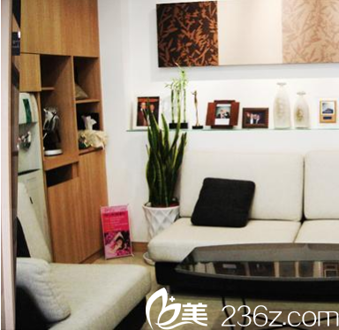 韓國Lilac BLC整形外科醫(yī)院休息區(qū)一角 韓國Lilac BLC整形外科醫(yī)院休息區(qū)一角