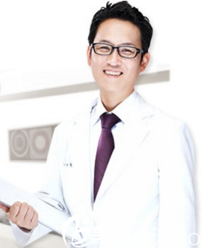 韓國歐諾拉整形醫(yī)院院長李志英 韓國歐諾拉整形醫(yī)院院長李志英