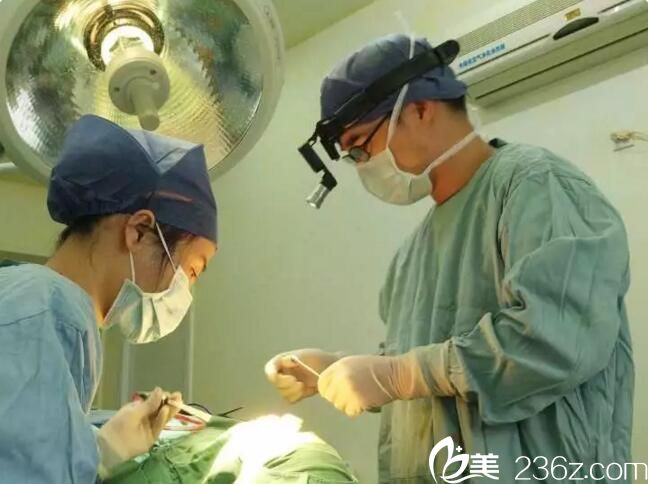 手術(shù)中 手術(shù)中