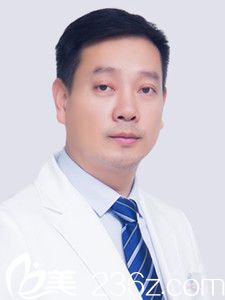 武漢新至美整形醫(yī)生嚴海