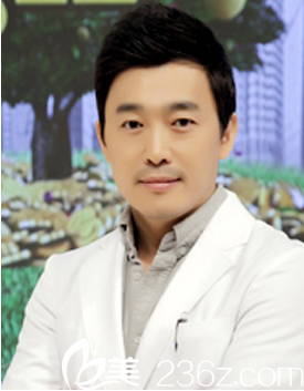 韓國(guó)Members整形外科醫(yī)院千院長(zhǎng) 韓國(guó)Members整形外科醫(yī)院千院長(zhǎng)