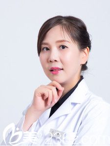 武漢樂(lè)美整形醫(yī)生汪文娟 武漢樂(lè)美整形醫(yī)生汪文娟