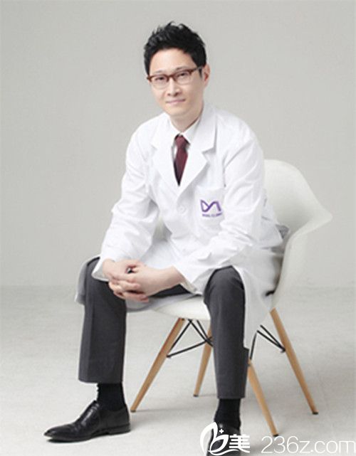 韓國(guó)摩茲(MODS)整形醫(yī)院代表院長(zhǎng)樸俸材