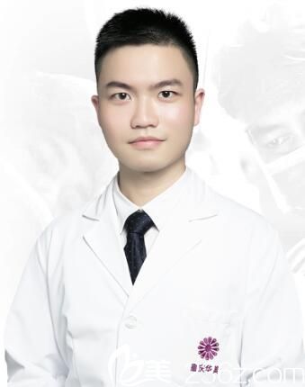 重慶華美整形美容醫(yī)院劉圓