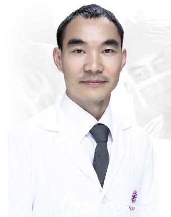 重慶華美整形美容醫(yī)院楊加富