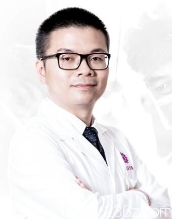 重慶華美整形美容醫(yī)院韋志遠(yuǎn)