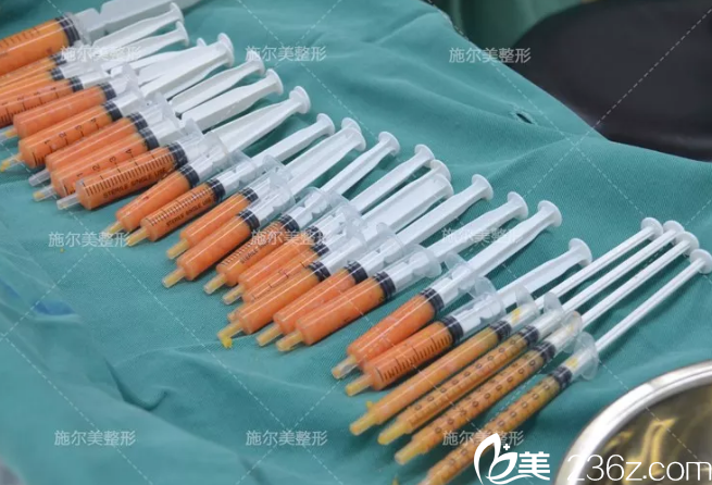 大腿內(nèi)側(cè)的脂肪抽吸提純 大腿內(nèi)側(cè)的脂肪抽吸提純