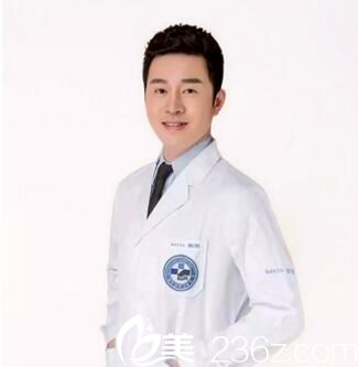 張鵬 濮陽源美溫賞醫(yī)療美容醫(yī)院整形醫(yī)生 張鵬 濮陽源美溫賞醫(yī)療美容醫(yī)院整形醫(yī)生