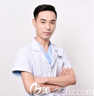 郭占峰 濮陽源美溫賞醫(yī)療美容醫(yī)院整形醫(yī)生 郭占峰 濮陽源美溫賞醫(yī)療美容醫(yī)院整形醫(yī)生